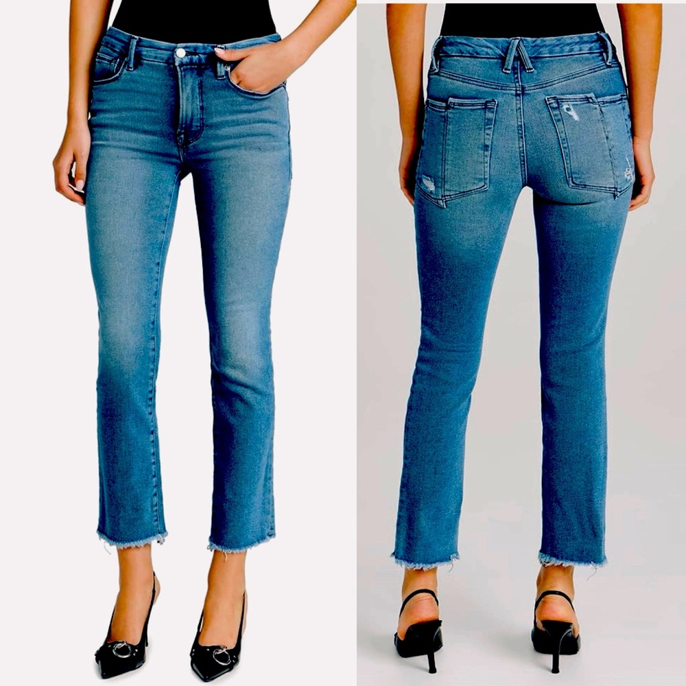 Good American Straight Leg Jeans in Medium Blue